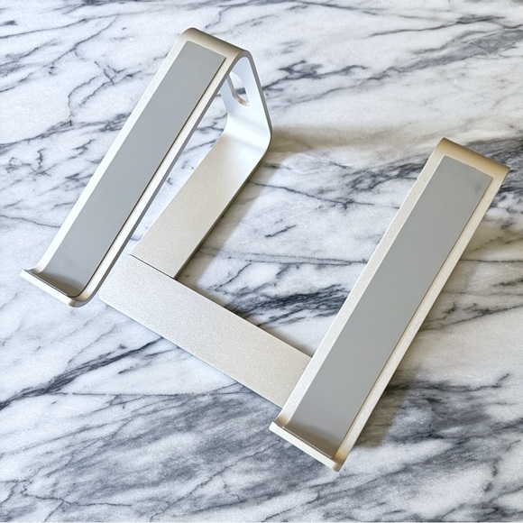 Laptop Stand • Compatible with Laptops from 10 to 15” • Silver • EUC - Picture 2 of 12
